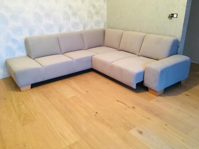 Sedacia súprava Tomi plaza(270x250cm)s funkciou povysunutia sedákov o 25cm v španielskej látke Pegasus.